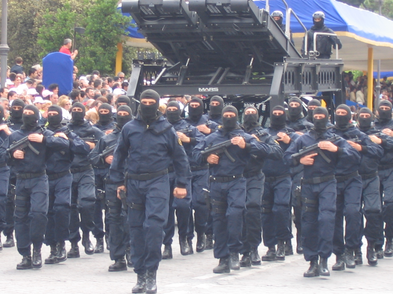 GIS (Carabinieri) 3
