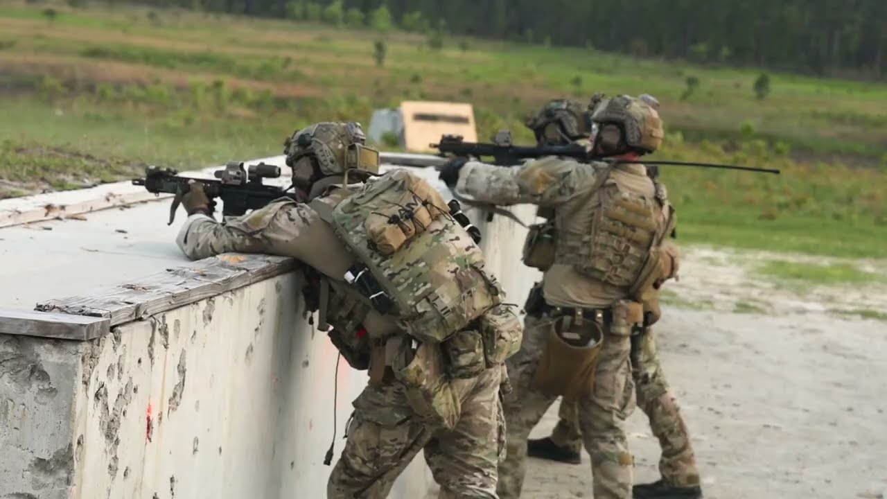 Marine Raiders (MARSOC)